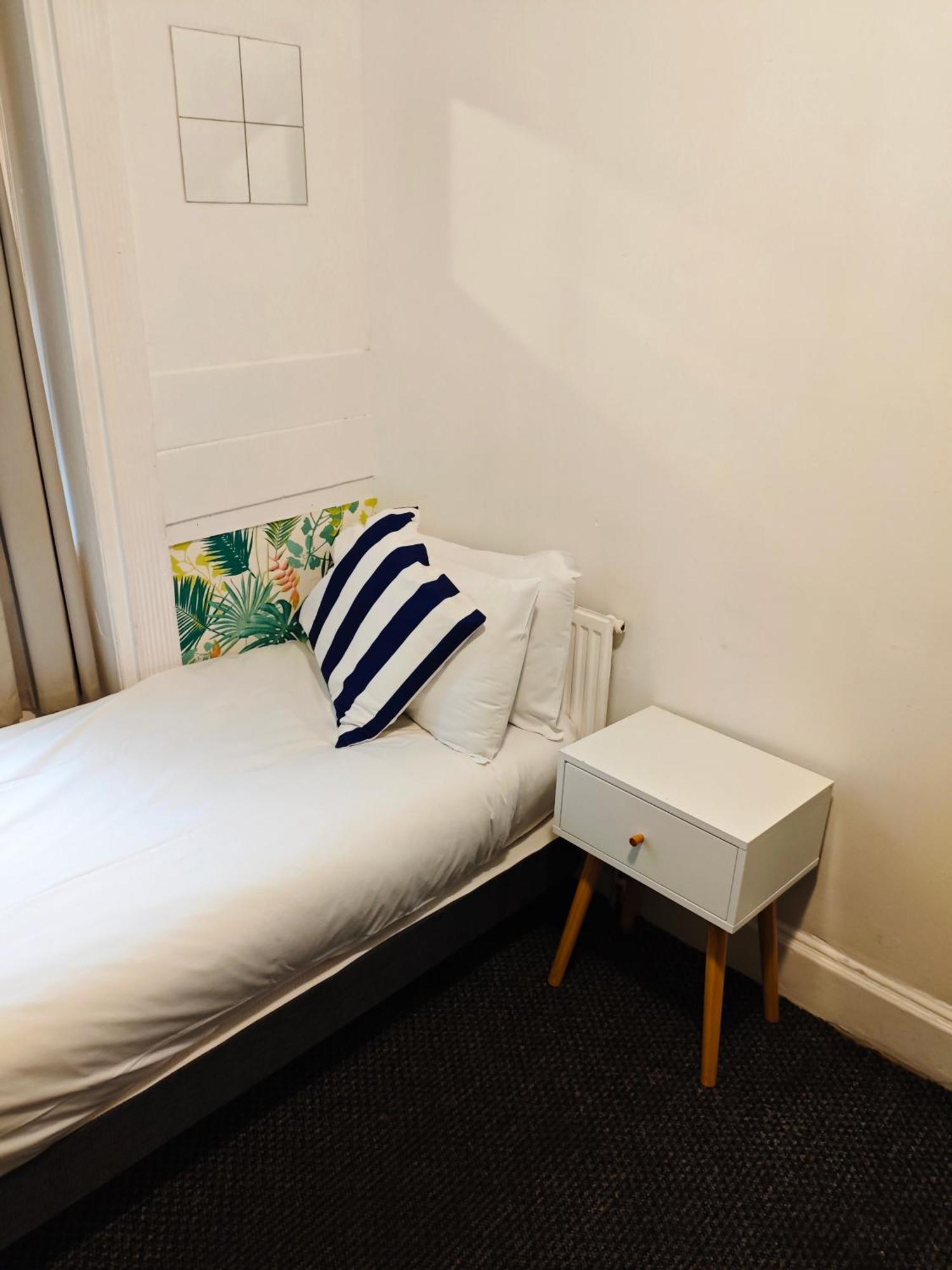 Number 75 Hotel Hove Kamer foto